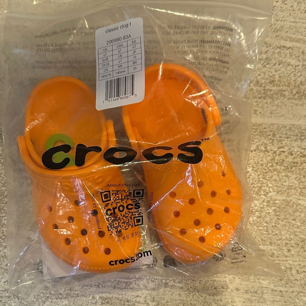 Crocs sz 7